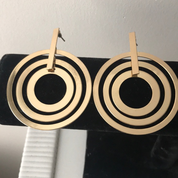 BCBG • Gold Round Hoop Earrings - Picture 1 of 2